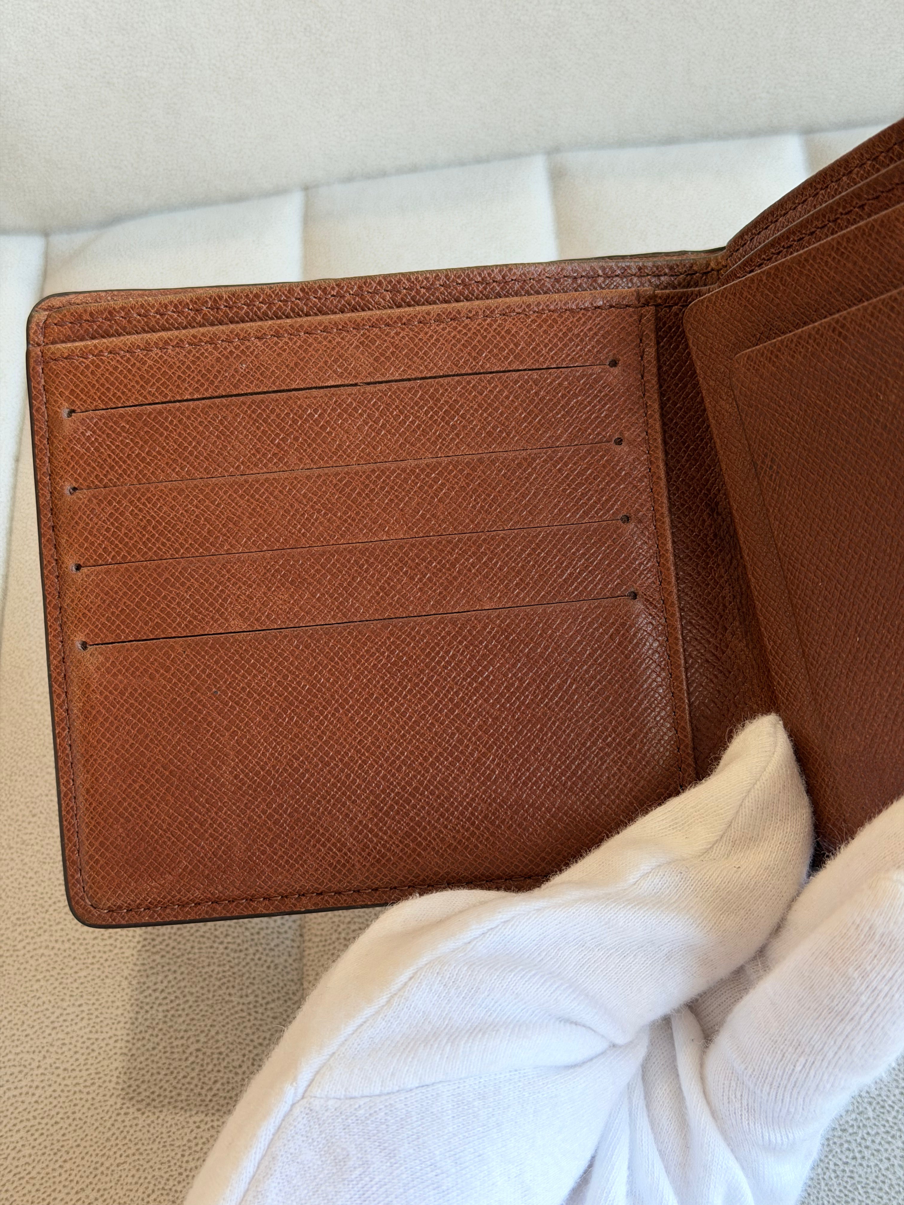 LOUIS VUITTON Monogram Multiple Wallet