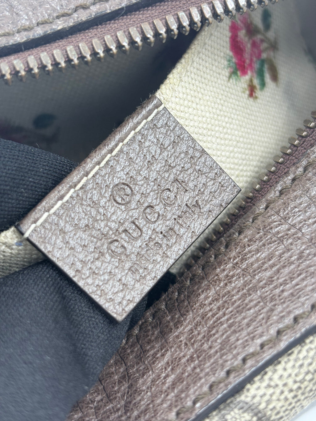 GUCCI Neo vintage messenger bag