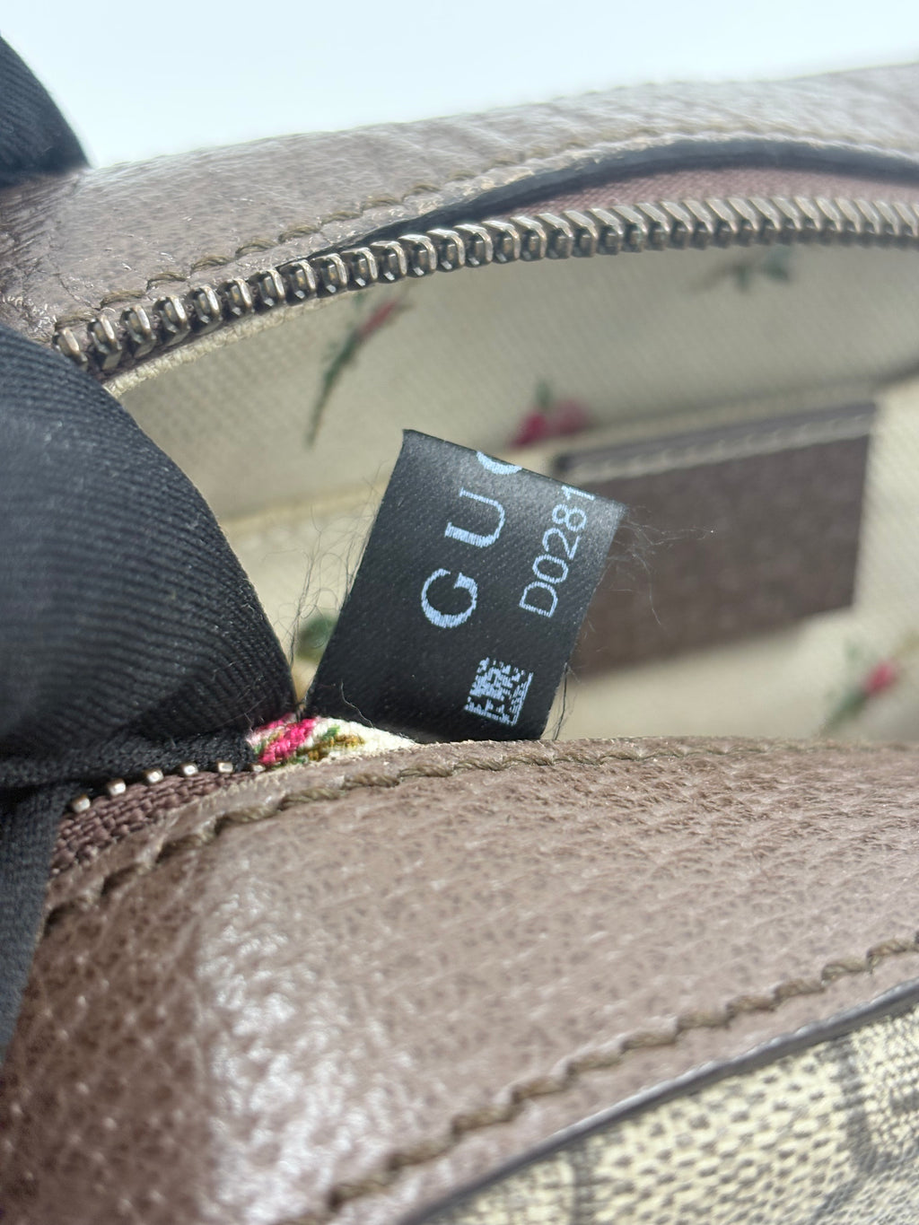 GUCCI Neo vintage messenger bag