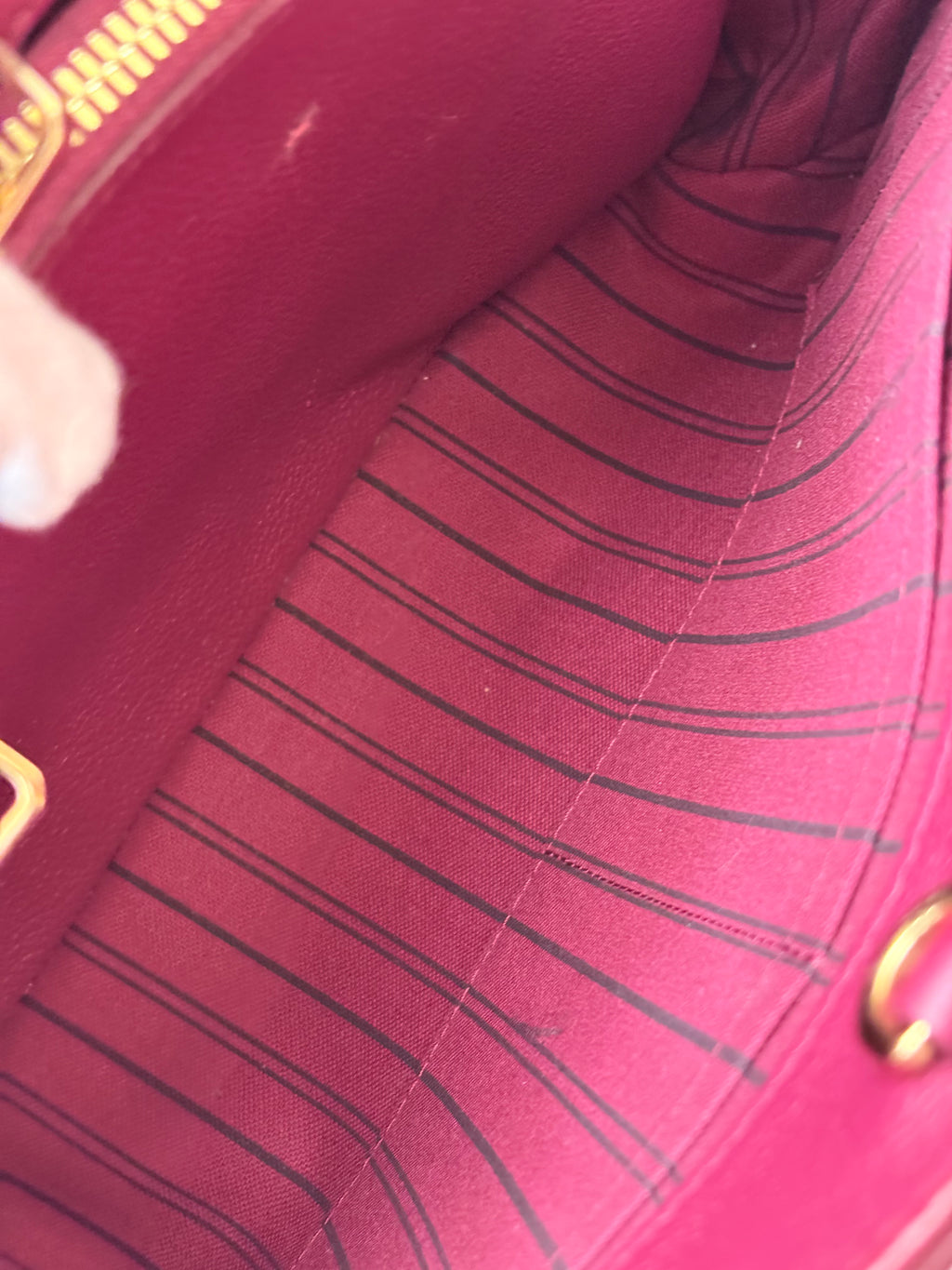 LOUIS VUITTON Montaigne MM burgundy Empreinte leather