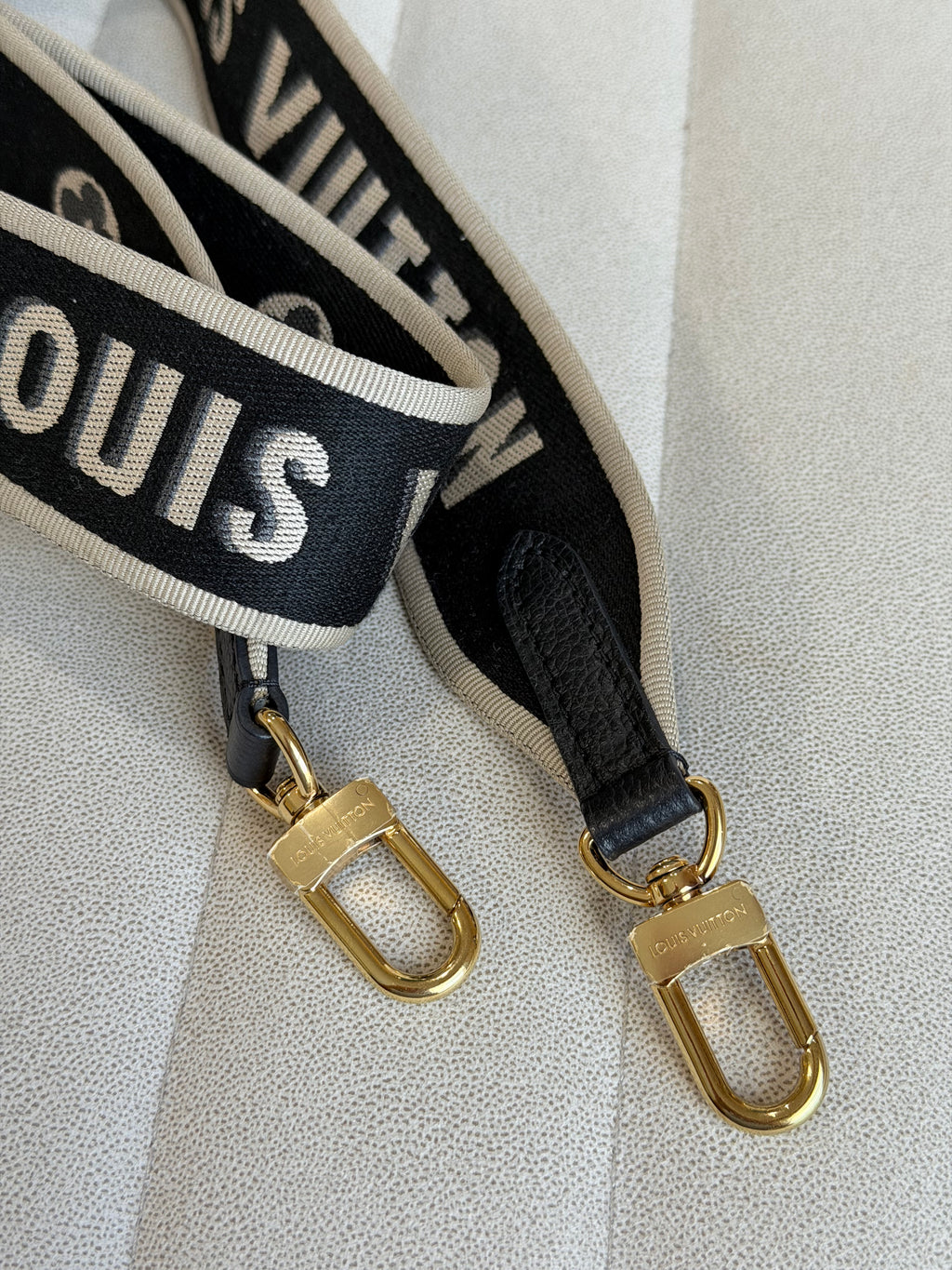 LOUIS VUITTON Black Empreinte Leather Diane