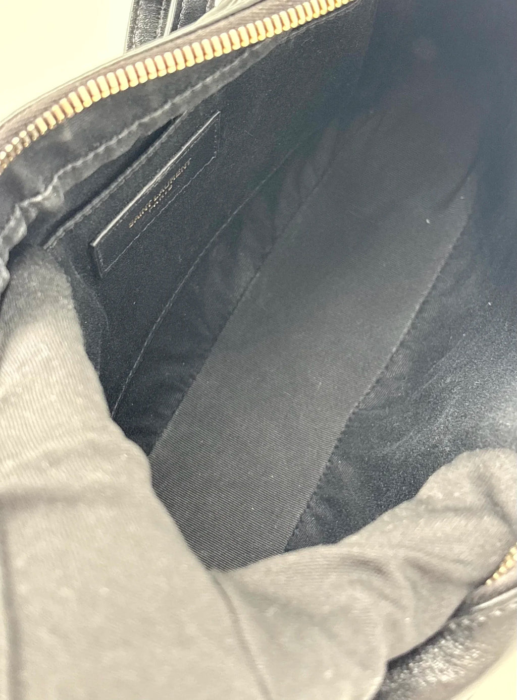 SAINT LAURENT Black lou camera bag in quilted leather (gold hardware)