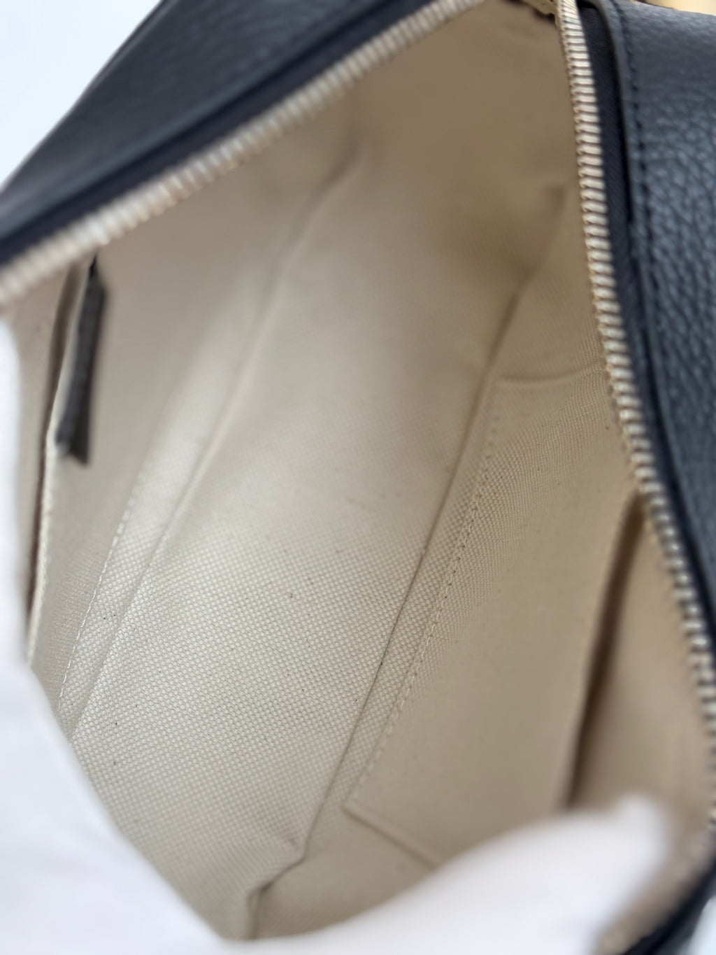 GUCCI Black Pebbled Calfskin Small Soho Disco
