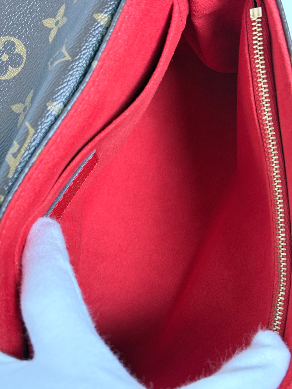 LOUIS VUITTON Saint Placide Monogram – Red