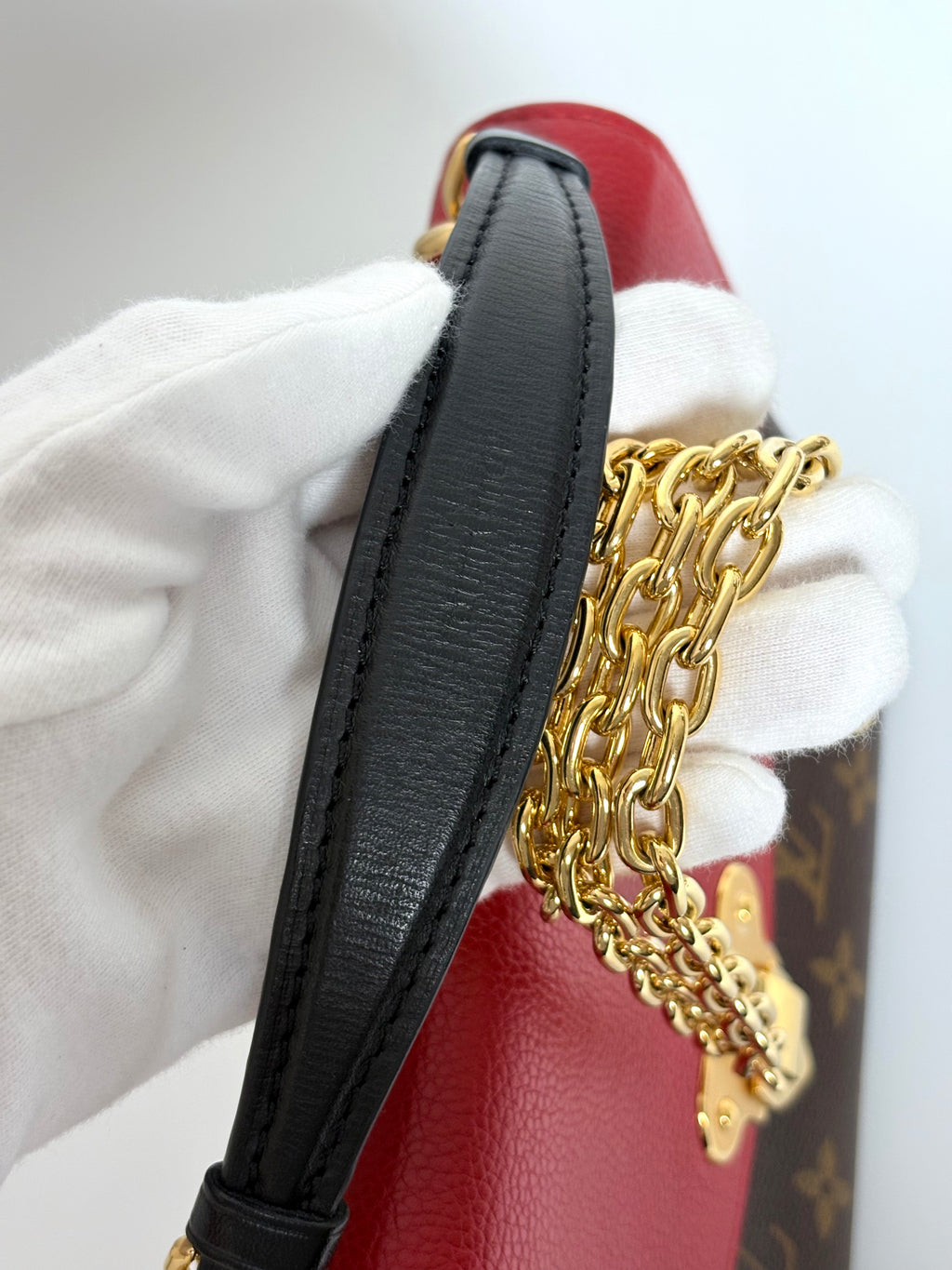 LOUIS VUITTON Saint Placide Monogram – Red