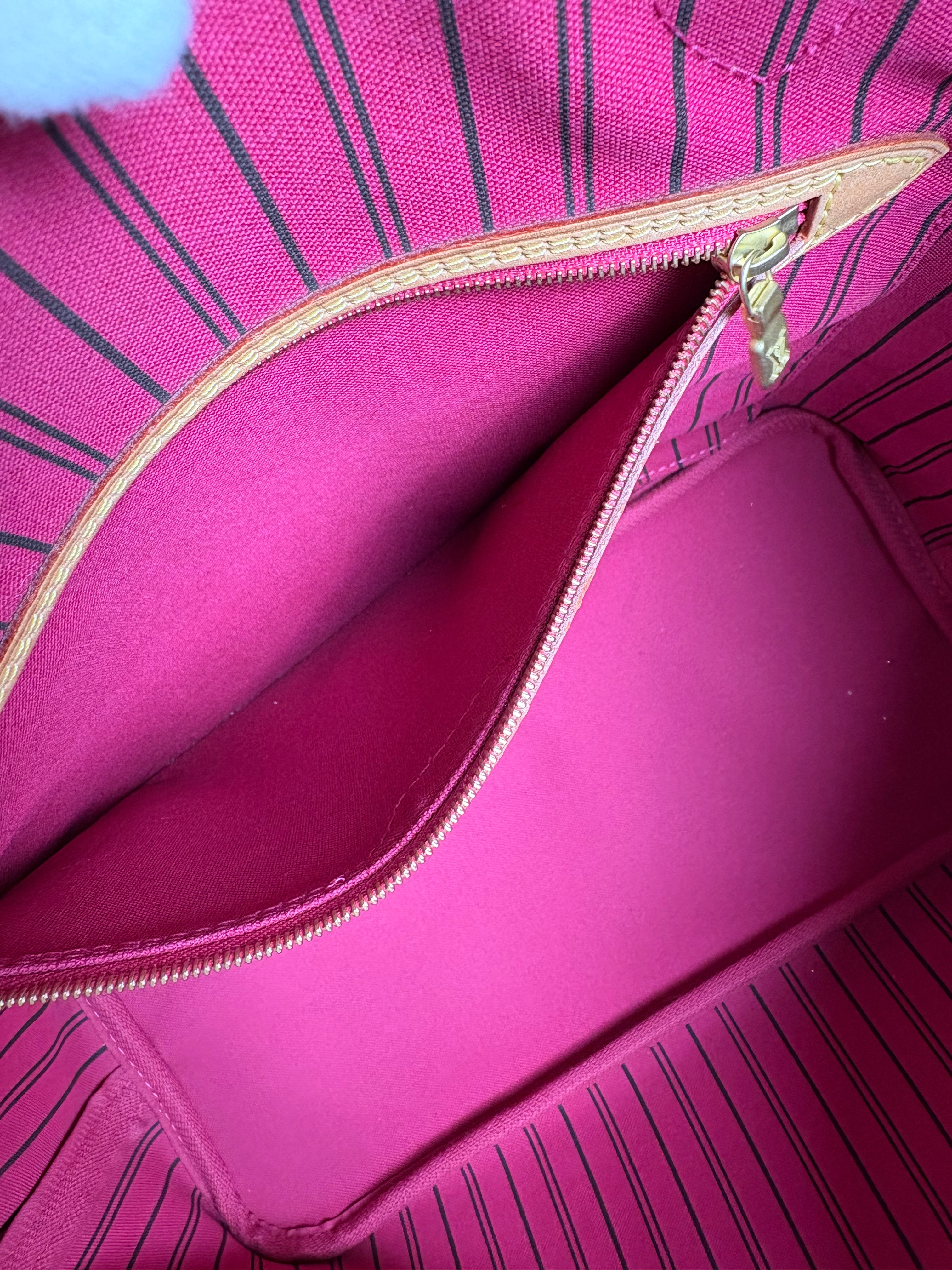 LOUIS VUITTON Neverfull MM monogram