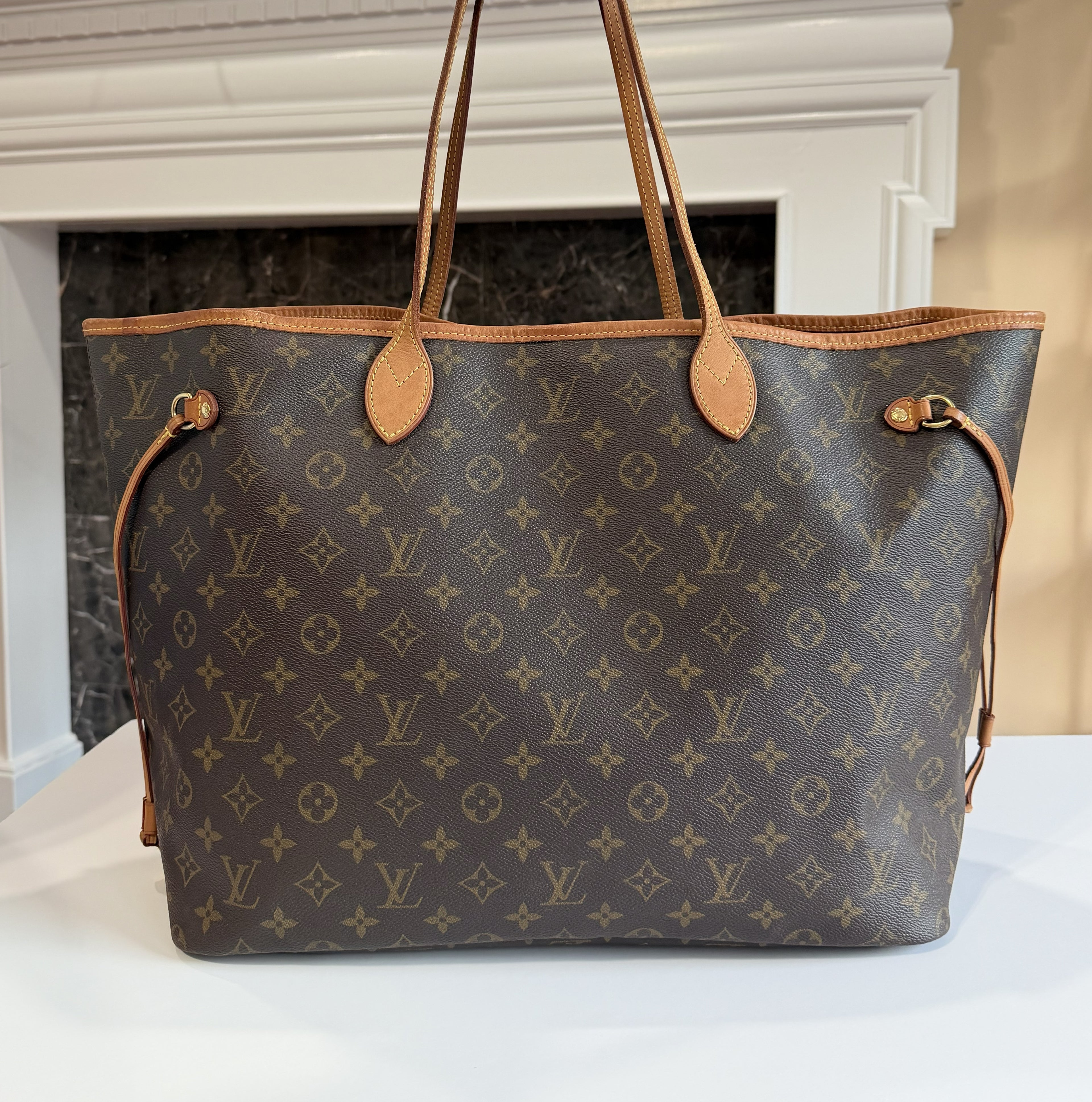 LOUIS VUITTON Neverfull GM Monogram