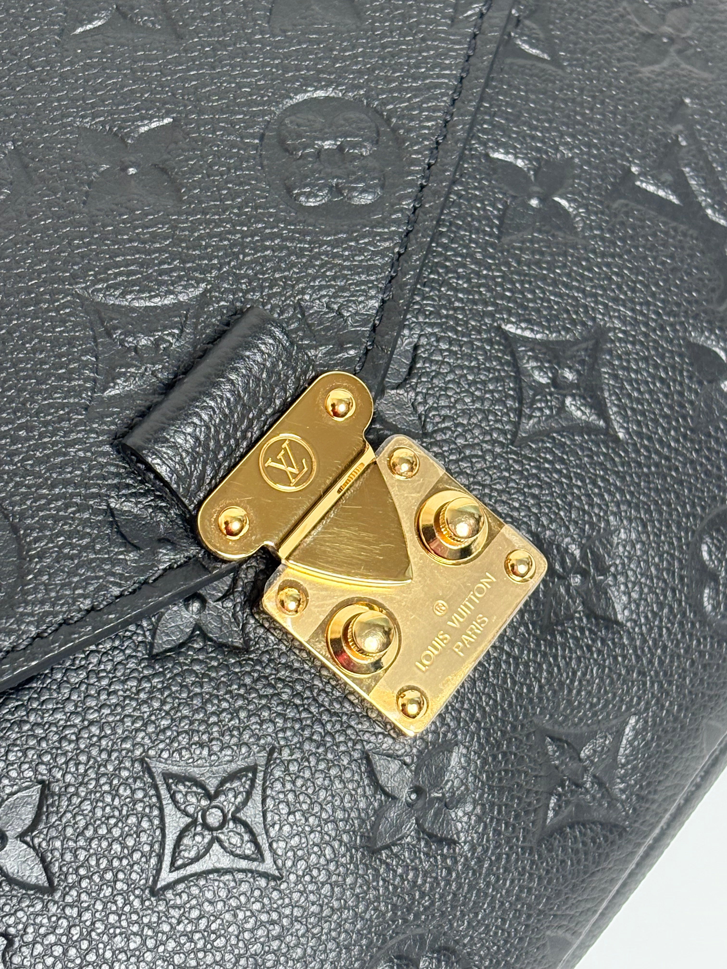 LOUIS VUITTON Pochette Metis - Black Empreinte Leather