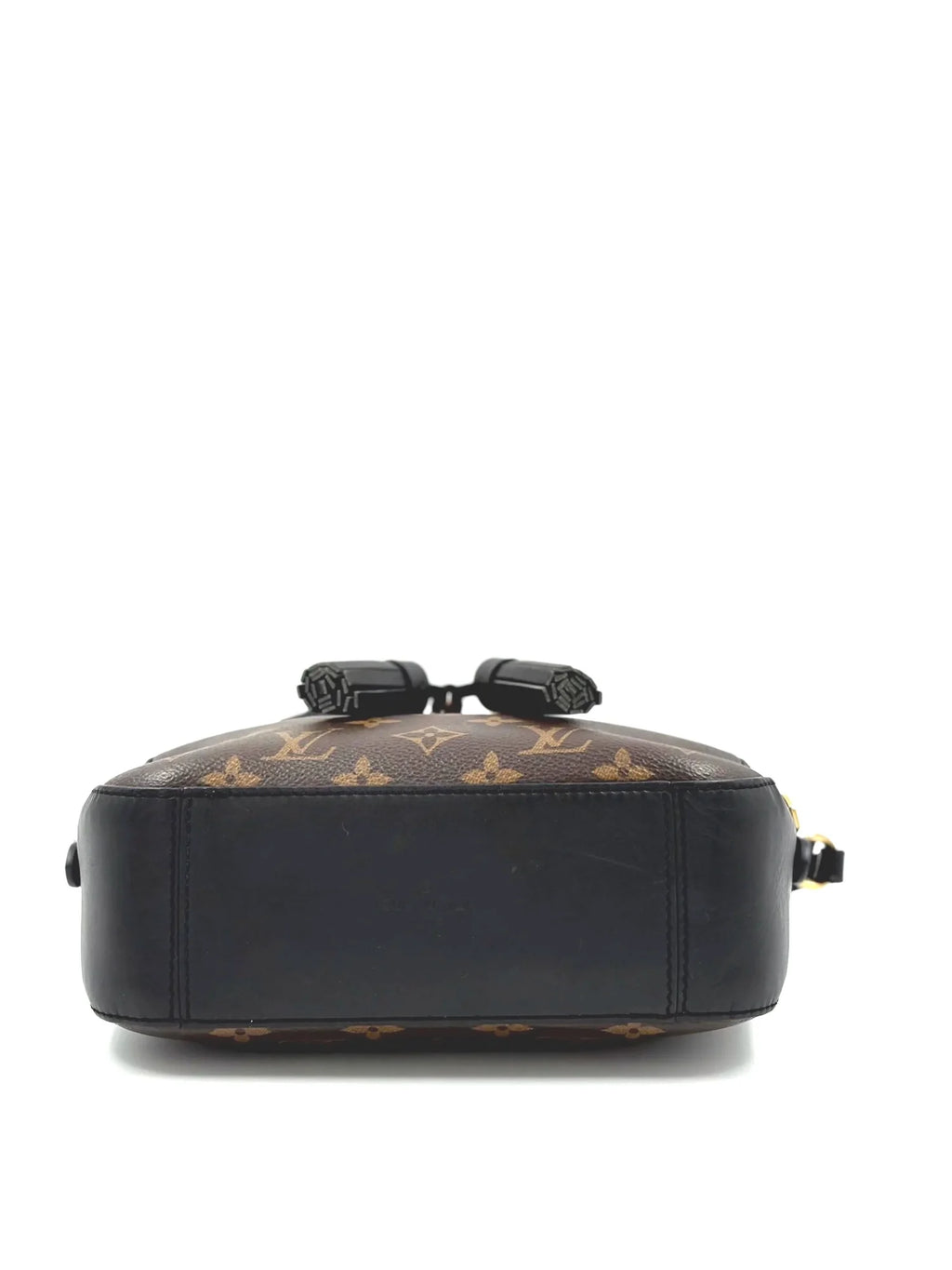 LOUIS VUITTON Monogram Saintonge