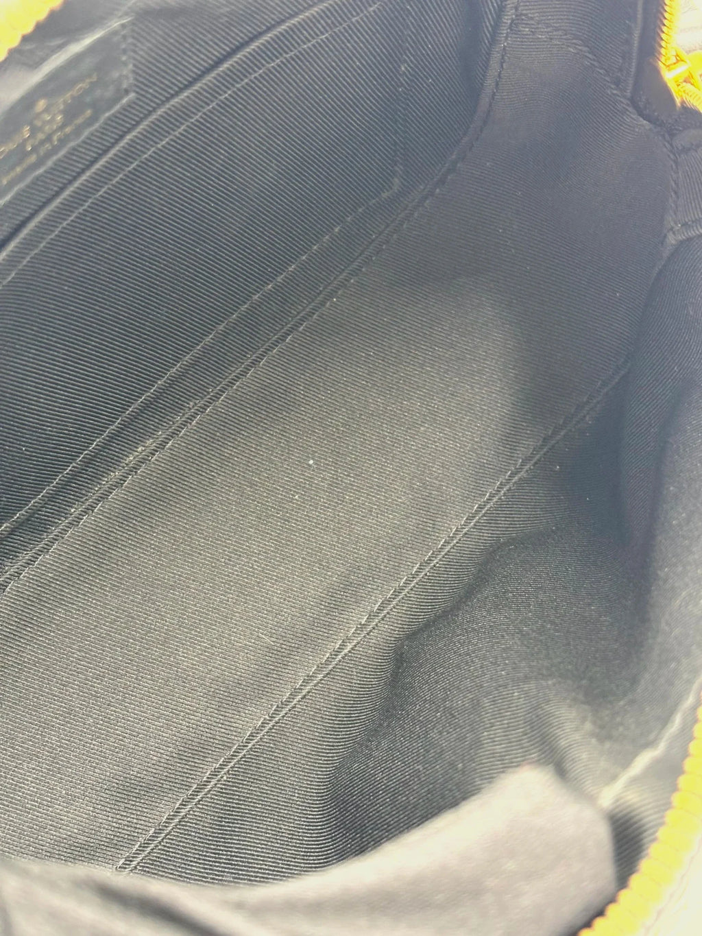 LOUIS VUITTON Monogram Saintonge