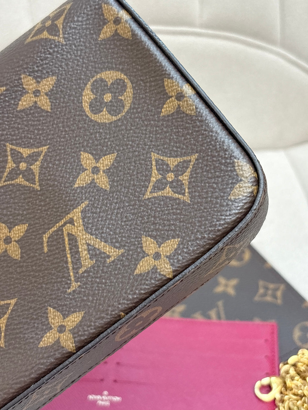 LOUIS VUITTON Pochette Félicie monogram canvas