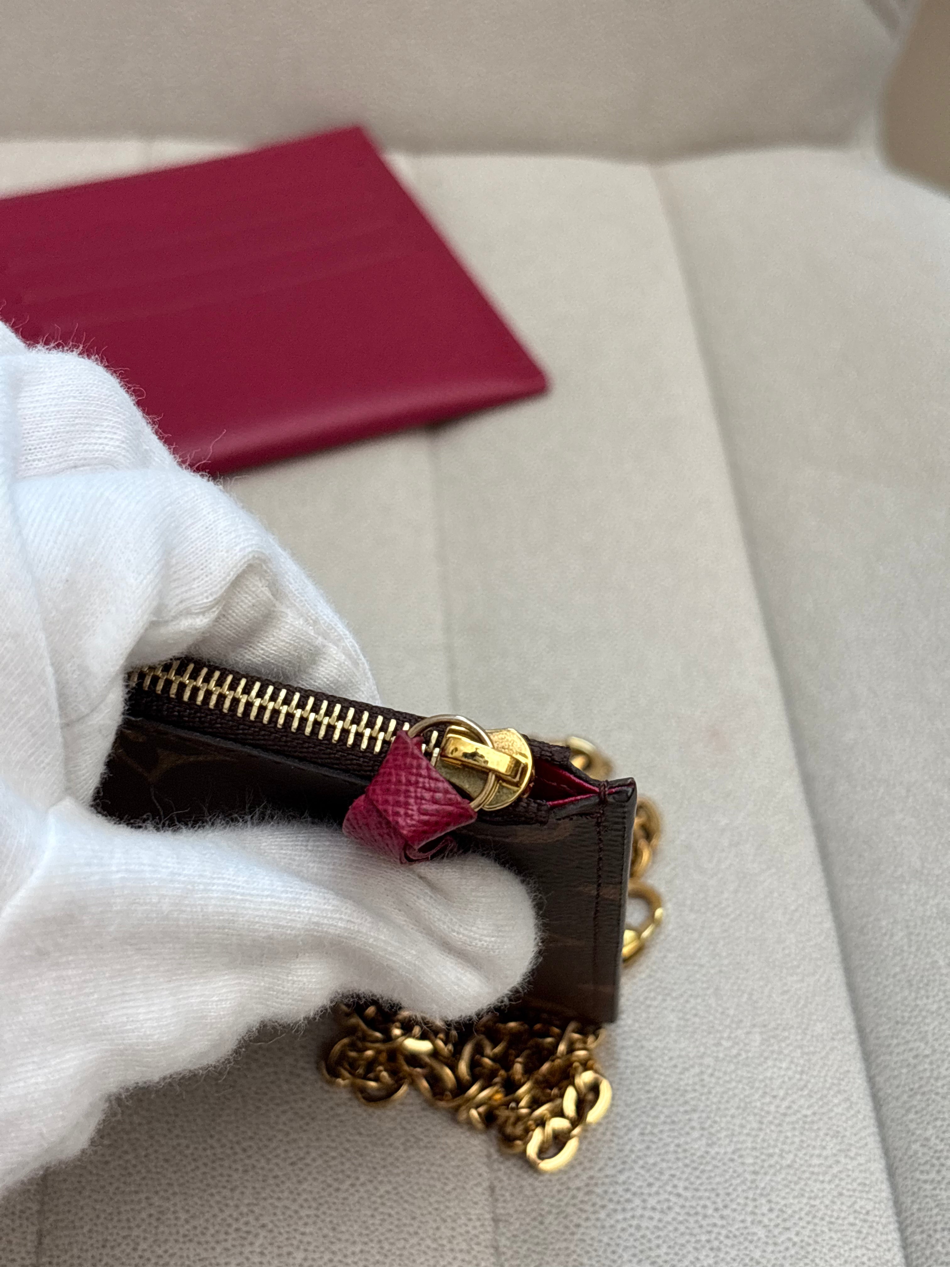 LOUIS VUITTON Pochette Félicie monogram canvas