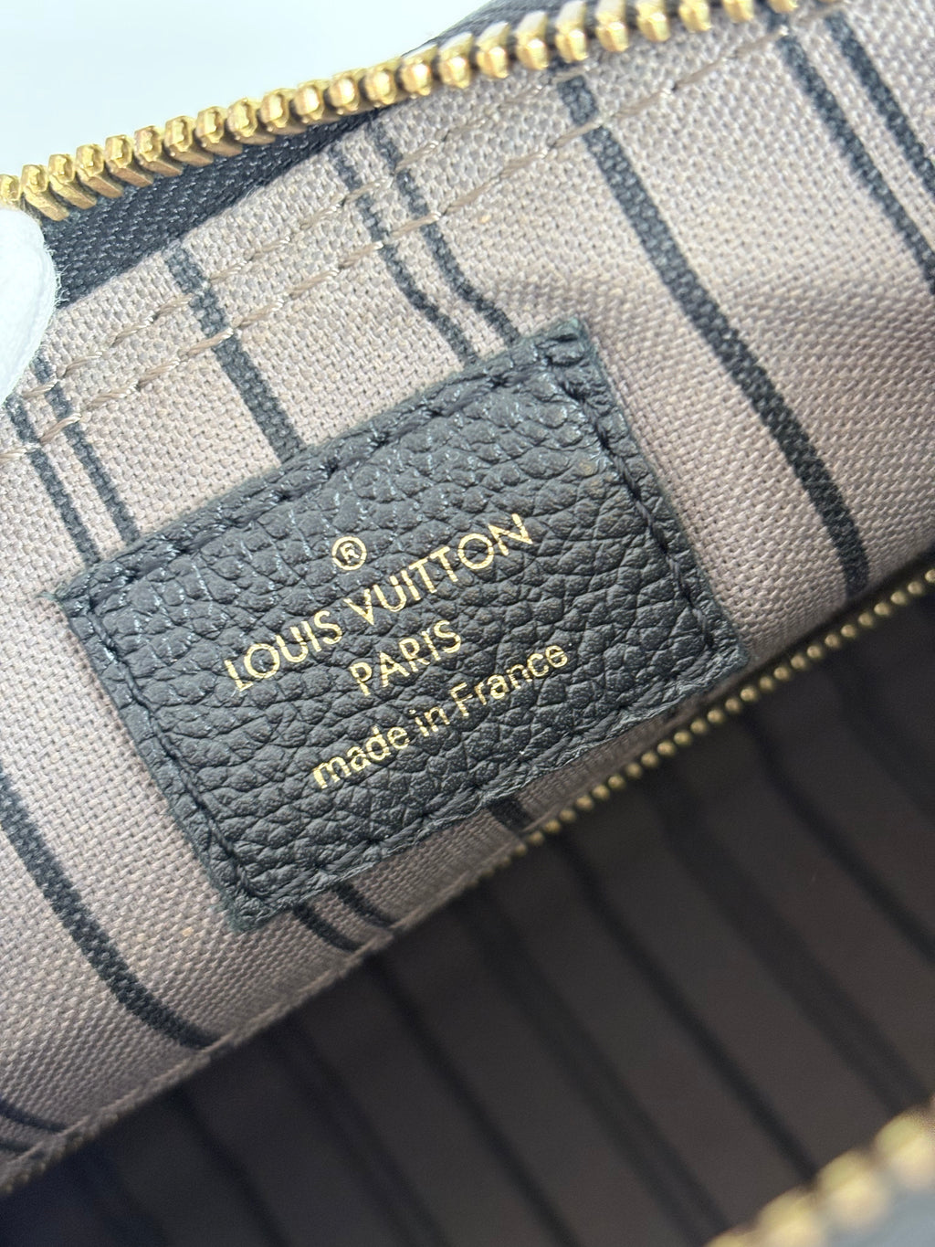 LOUIS VUITTON Speedy Bandoulière 25 – Empreinte Noir