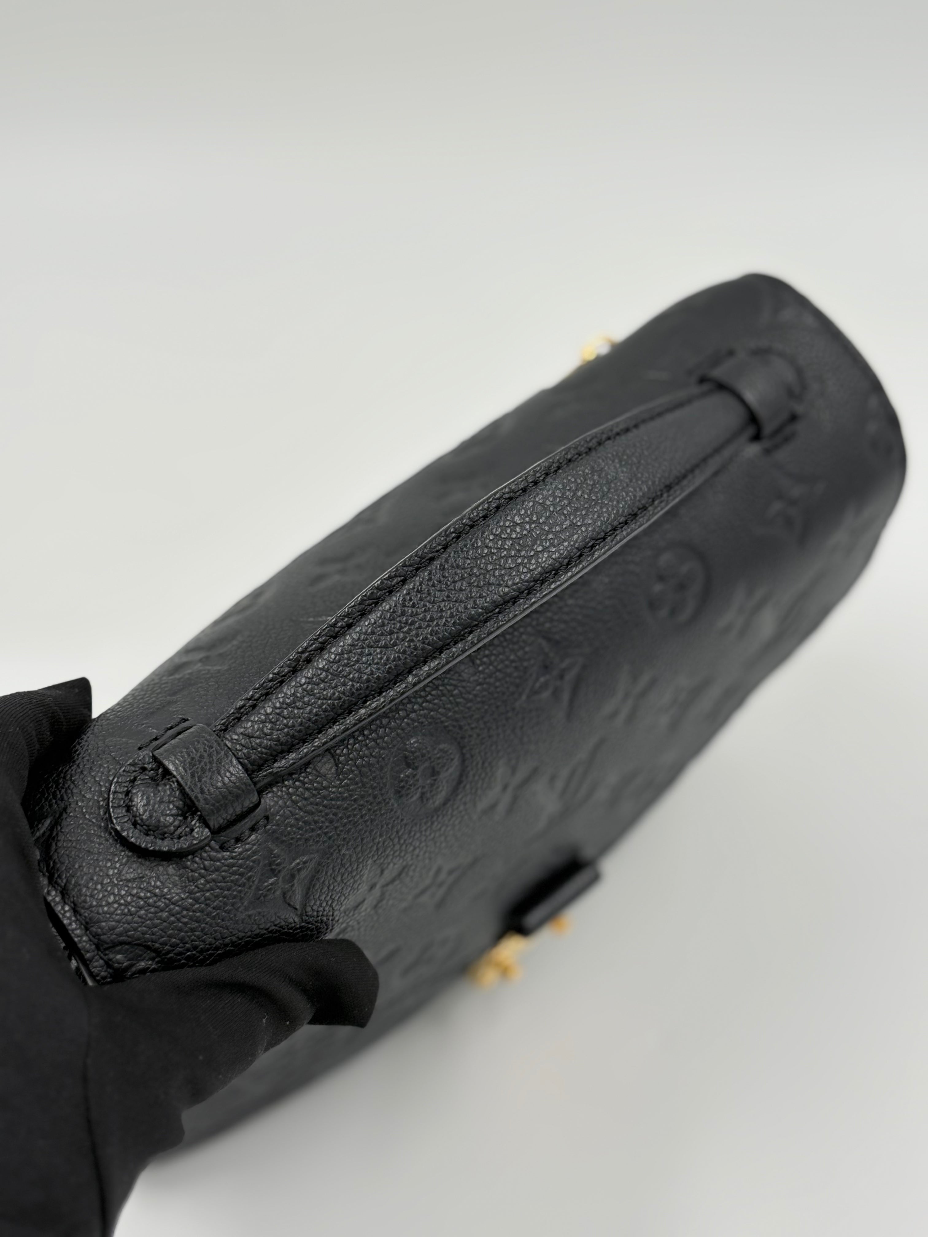 LOUIS VUITTON Metis Pochette empreinte black leather (microchipped)