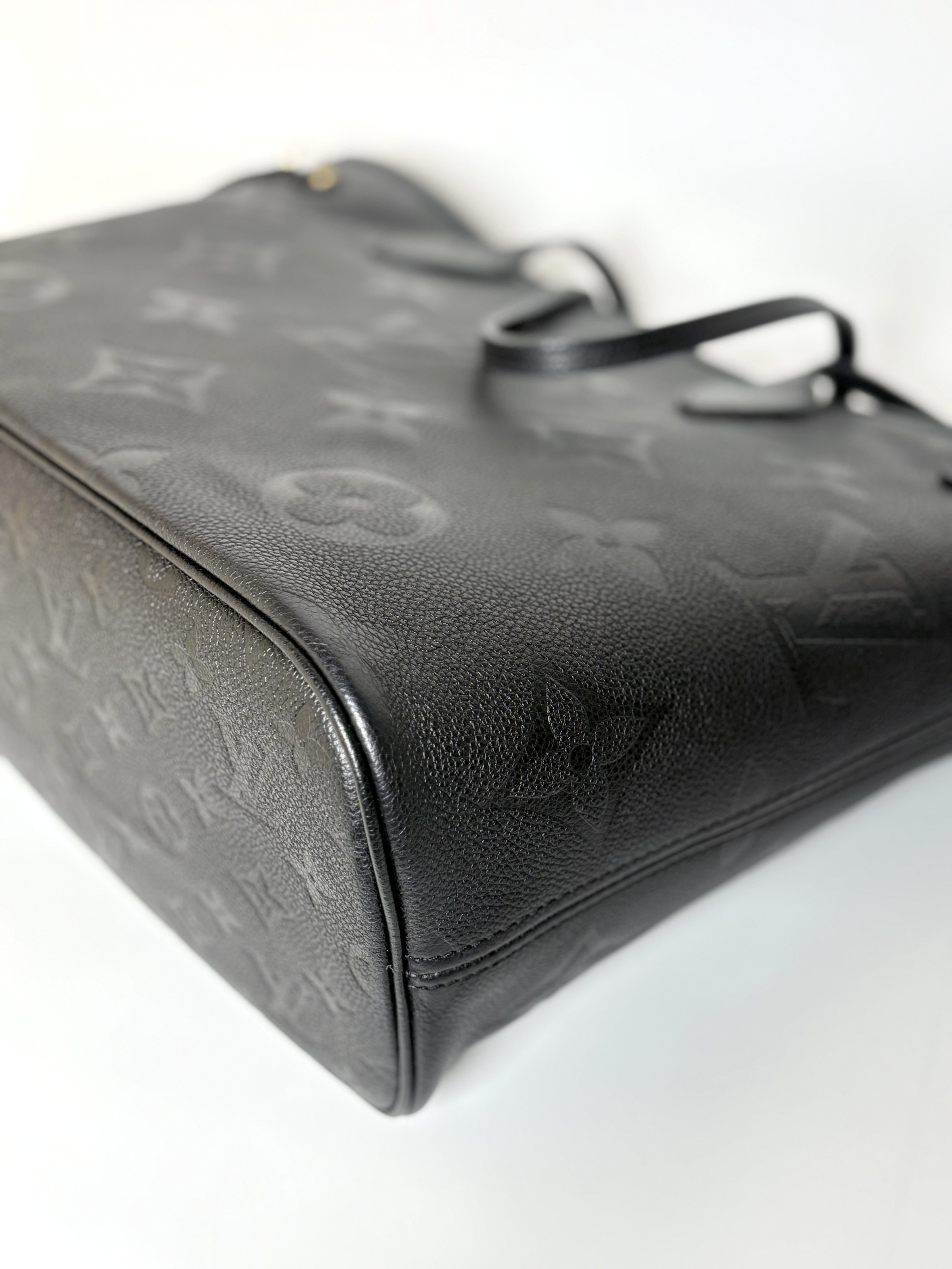 LOUIS VUITTON Neverfull MM Empreinte Black leather