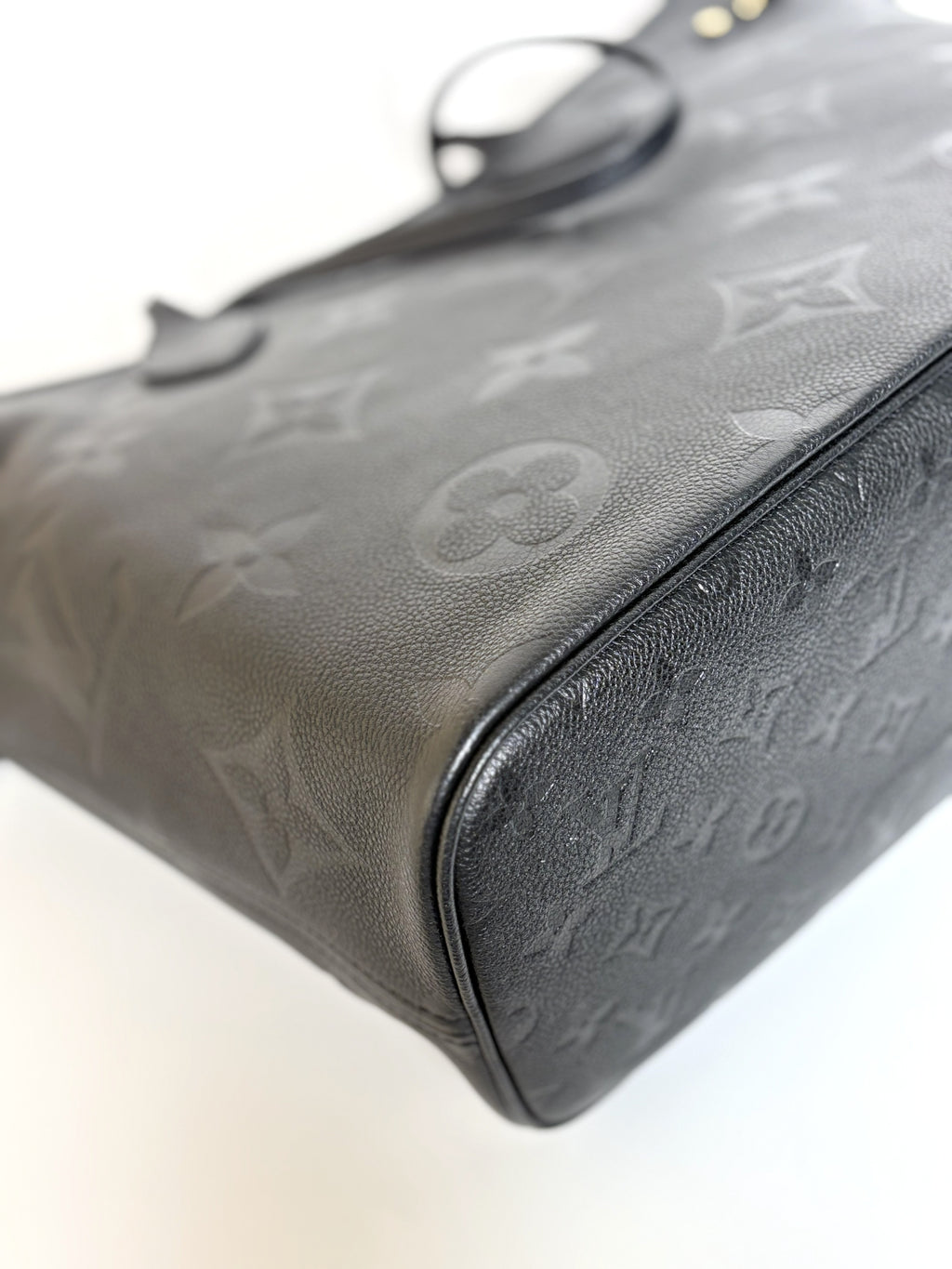LOUIS VUITTON Neverfull MM Empreinte Black leather