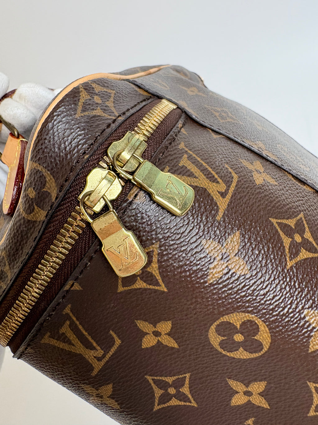 LOUIS VUITTON Nice BB Monogram Vanity bag